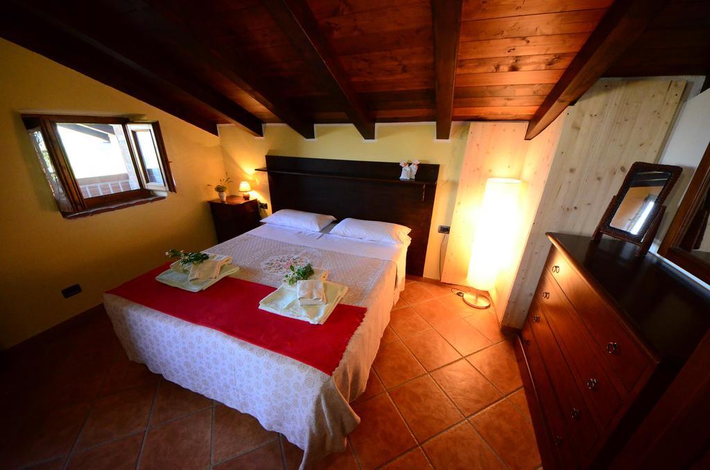 Agriturismo Agronauta Villa Piozzano Bagian luar foto