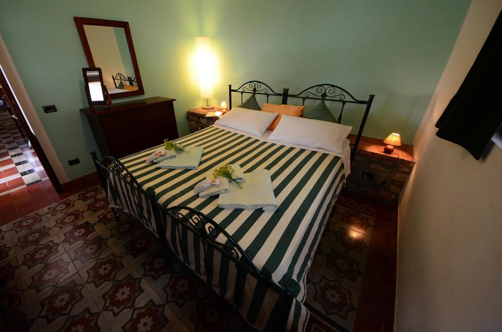 Agriturismo Agronauta Villa Piozzano Bagian luar foto